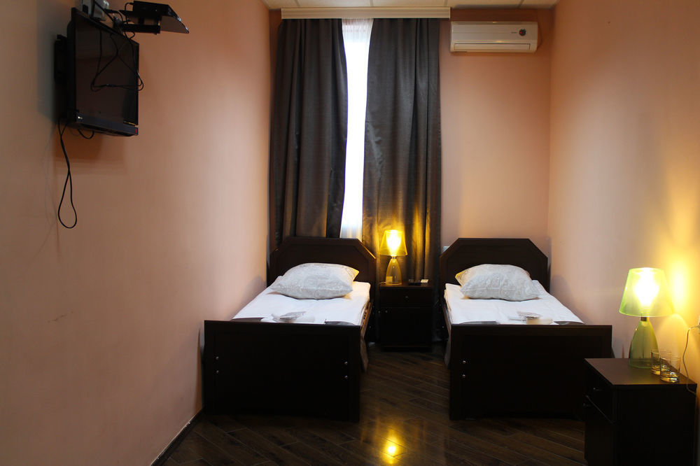 Athletics Hotel Tbilisi Buitenkant foto