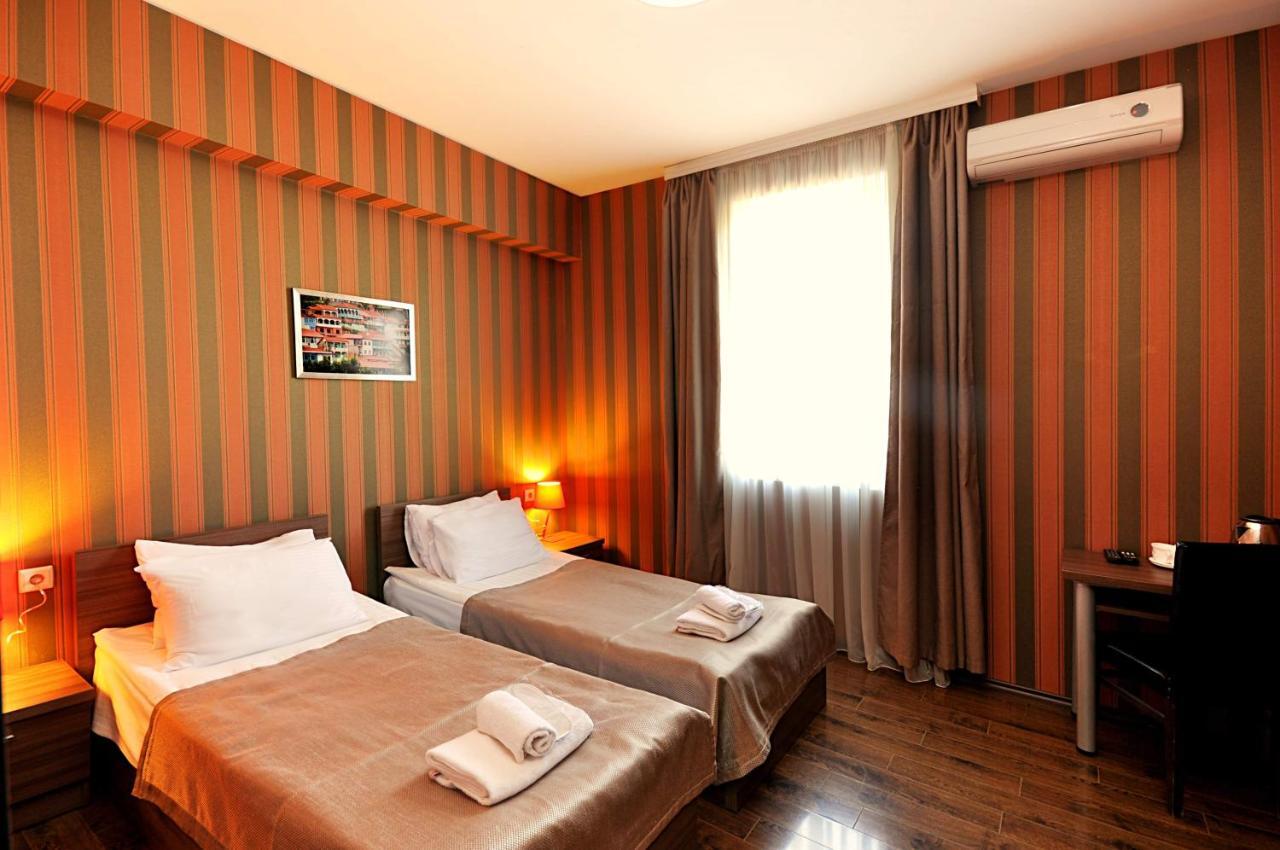 Athletics Hotel Tbilisi Buitenkant foto