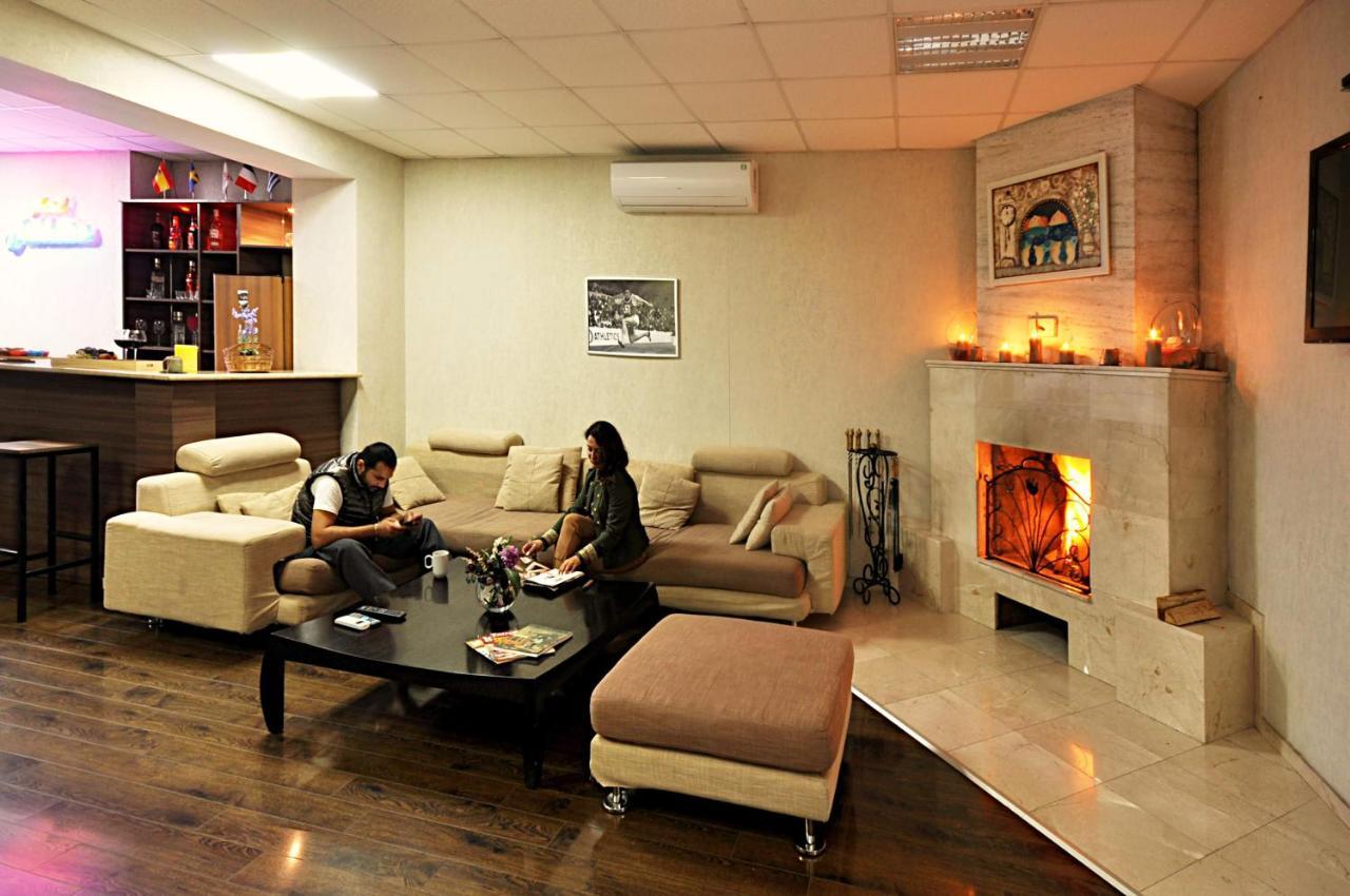 Athletics Hotel Tbilisi Buitenkant foto